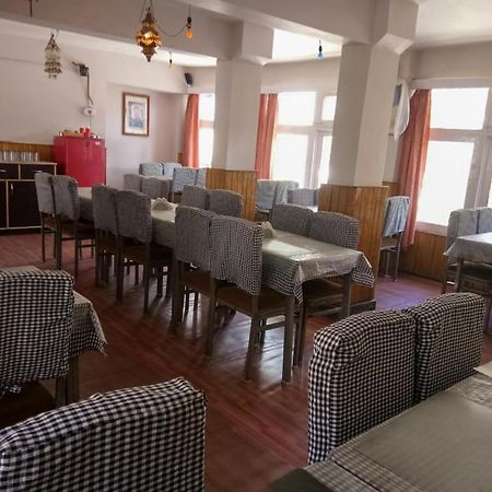 Hotel Gyespa Kyelang Экстерьер фото