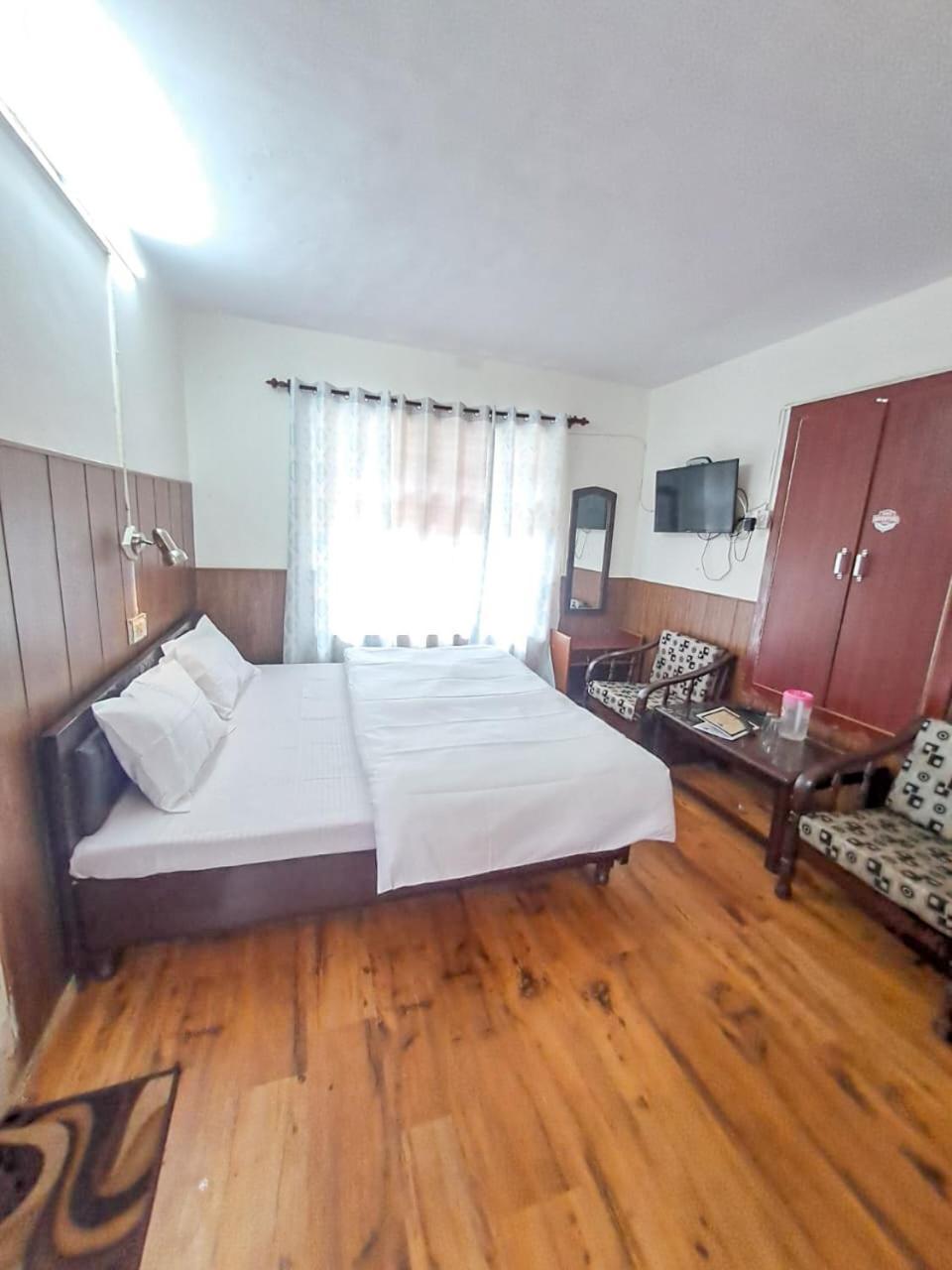 Hotel Gyespa Kyelang Экстерьер фото